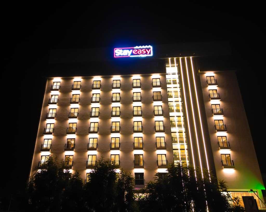 Stay Easy Plus Hotel Addis Ababa Exterior photo